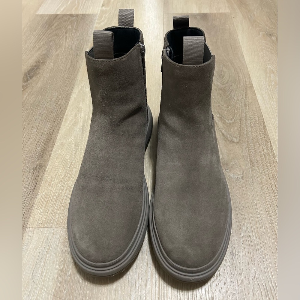 Geox Women’s Taupe Suede Waterproof Boots